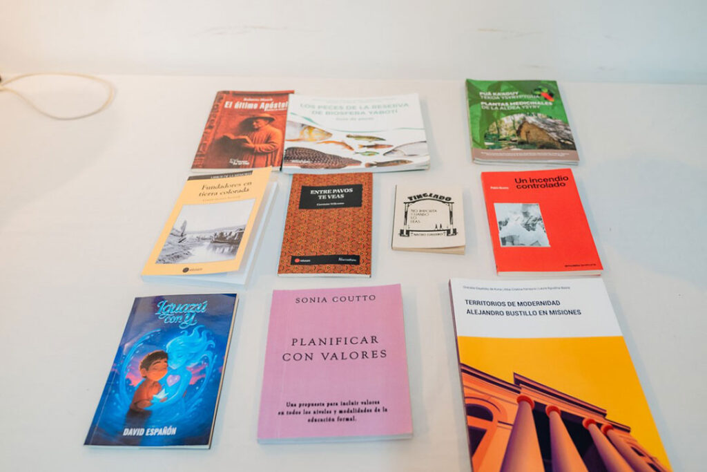 Conociendo a los autores misioneros que irán a la FIDL imagen-4