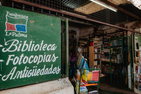La Palma no se cierra: respaldo a una librería emblemática de Posadas imagen-21