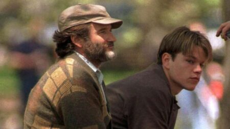 Hace 29 años, Robin Williams dio uno monólogo histórico para el cine y la gente acudió en masa para verlo: se creó un monumento en el lugar donde lo dio imagen-5