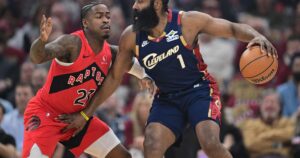 Playoffs NBA: los Cavs de Harden se pusieron 2-0 y dieron la cara en un lunes de visitantes imagen-2