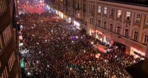 Delirio, color y épica en los desbordantes festejos en las calles de Bosnia y Congo por la clasificación al Mundial 2026 Delirio, color y épica en los desbordantes festejos en las calles de Bosnia y Congo por la clasificación al Mundial 2026 imagen-2