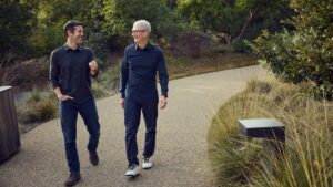 Tim Cook deja de ser el CEO de Apple y anuncian a Ternus como su sucesor imagen-3
