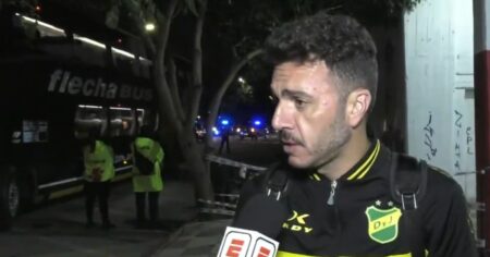 Soso explotó contra Merlos tras la derrota ante Instituto: "Vi un destrato permanente y sistemático" imagen-18