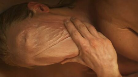 DC se pasa al "body horror": El perturbador primer tráiler de Clayface te hará apartar la mirada imagen-111