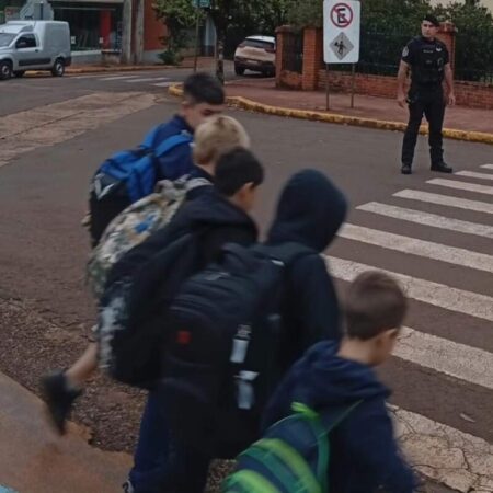 Prevención y acompañamiento en escuelas: la Policía refuerza acciones en el ámbito educativo imagen-9