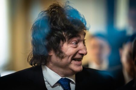 Javier Milei y sus medidas, en vivo: las repercusiones de la visita de Adorni al Congreso y la marcha de la CGT imagen-8