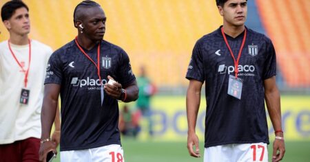 Visita de riesgo: Estudiantes choca con DIM en Medellín imagen-22