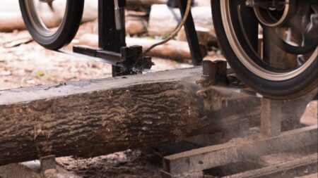 Estudiantes de San Pedro construyeron un aserradero portátil para reducir costos en las chacras  imagen-124