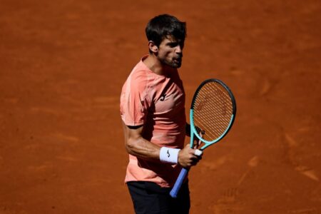 Mariano Navone le ganó a Nuno Borges y avanzó a la segunda ronda del Masters 1000 de Madrid imagen-8