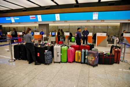 Apagón meteorológico: cómo funcionarán los vuelos por la protesta del Servicio Meteorológico Nacional imagen-13