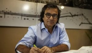 Echaron al funcionario de Economía de la Nación Carlos Frugoni, luego que una investigación periodística reveló que tiene en Miami 7 propiedades sin declarar imagen-7