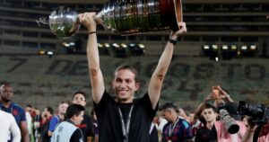 El DT brasileño que elogió a Ancelotti y comparó su selección con Argentina: "Siempre serán favoritos" imagen-3