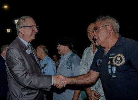 Emotiva vigilia por Malvinas: “El dolor no se olvida” imagen-6