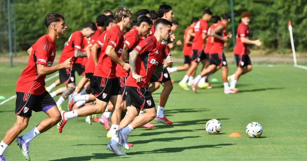 El titular de River que lleva cuatro partidos al límite y corre riesgo de cara al Súper imagen-5