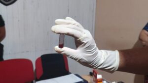 Fue a denunciar a su ex por violencia y terminó entregando droga en la comisaría imagen-2