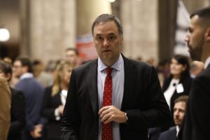 Manuel Adorni en el Congreso, en vivo: la exposición en Diputados, minuto a minuto imagen-2