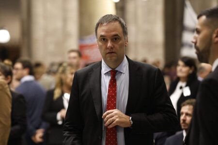 Manuel Adorni en el Congreso, en vivo: la exposición en Diputados, minuto a minuto imagen-17