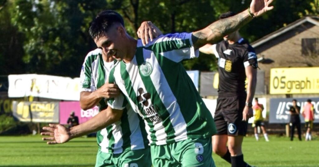 Camioneros se lo dio vuelta a Comunicaciones y extiende su buen momento en la Primera B imagen-5