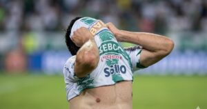 Video: insólito gol de blooper tras un penal para Olimpia de Paraguay imagen-1