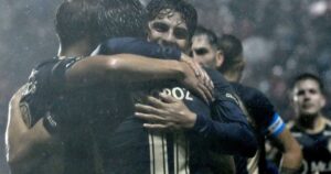 Video: todos los goles de la victoria de Argentinos ante Banfield en la fecha 13 del Torneo Apertura imagen-2