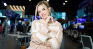 La dura historia de Naza Di Serio: de trabajar en una fiambrería "sin un mango", a panelista de Moria Casán imagen-4