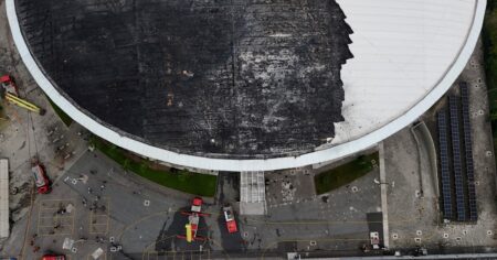 Feroz incendio en el velódromo de Río de Janeiro, sede de los JJOO 2016 Feroz incendio en el velódromo de Río de Janeiro, sede de los JJOO 2016 imagen-15