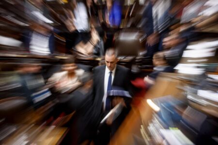 Manuel Adorni dijo que nunca ocultó su patrimonio y se defendió: “No cometí ningún delito, voy a probarlo en la Justicia” imagen-20