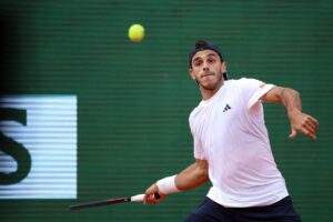 Francisco Cerúndolo ganó de manera contundente y está en los cuartos de final del ATP 500 de Múnich imagen-1
