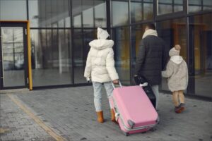 Adiós migrantes en NY, Chicago y Los Ángeles: el estudio que anticipa un freno al crecimiento económico Adiós migrantes en NY, Chicago y Los Ángeles: el estudio que anticipa un freno al crecimiento económico imagen-1