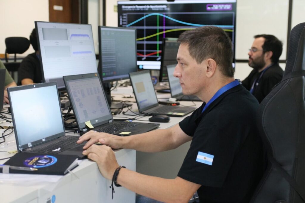 Misión Artemis II: el Gobierno confirmó la recepción de la primeras señales del microsatélite Atenea imagen-101