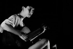 Eugenia Krako presenta "Guardo en el Norte": Un susurro de monte y sintetizadores en el corazón de Misiones imagen-73