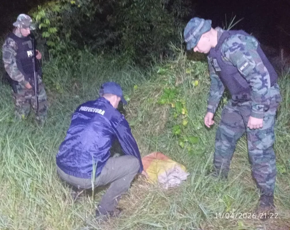 Prefectura incautó más de nueve kilos de droga en San Javier Prefectura incautó más de nueve kilos de droga en San Javier imagen-5