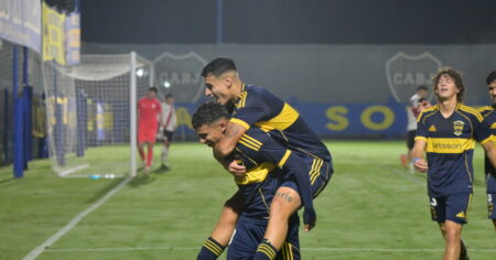 Paredes lo elogió, lo fue a ver a la Reserva y el pibe la rompió contra River imagen-20