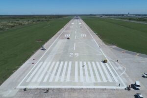 Habrá menos asientos para viajar a EE.UU. por las obras en Ezeiza imagen-3
