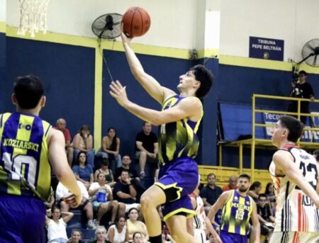 Mitre fue muy superior a Córdoba y ganó en casa imagen-46