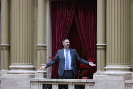 La oposición ajusta la estrategia para exponer a Manuel Adorni en la Cámara de Diputados La oposición ajusta la estrategia para exponer a Manuel Adorni en la Cámara de Diputados imagen-16