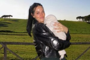 Oriana Sabatini compartió el álbum de fotos del nacimiento de Gia y emocionó a sus seguidores imagen-4