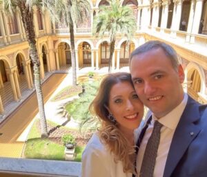 La Justicia levantó el secreto fiscal y bancario de Manuel Adorni y su mujer para investigar todos sus movimientos de fondos imagen-4