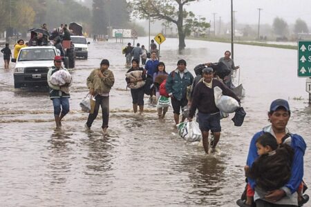 Santa Fe vuelve a marchar para recordar la trágica inundación de 2003 imagen-5