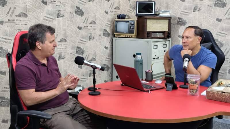 Educar en alerta: Eduardo Cazenave advirtió que la escuela no puede sola ante una sociedad que llega tarde Educar en alerta: Eduardo Cazenave advirtió que la escuela no puede sola ante una sociedad que llega tarde imagen-4