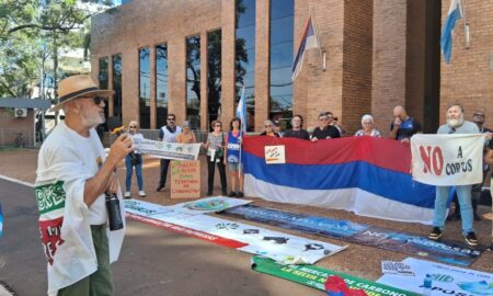Marcharon a la Cámara a 30 años del No a Corpus: “Agua y energía no son mercancía” imagen-8