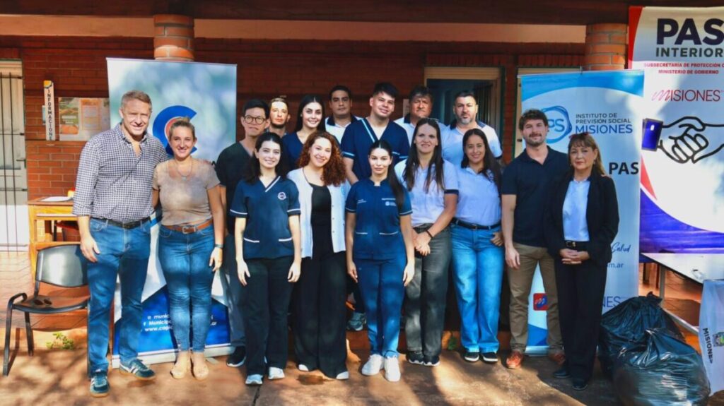 👥 El equipo PAS Interior del IPS participó de un nuevo operativo en el Centro Integral Comunitario de la localidad de Capioví 👥 El equipo PAS Interior del IPS participó de un nuevo operativo en el Centro Integral Comunitario de la localidad de Capioví imagen-5