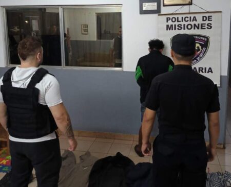 Diez detenidos, droga incautada y asistencias de urgencia: intensa madrugada de operativos policiales en Posadas imagen-14