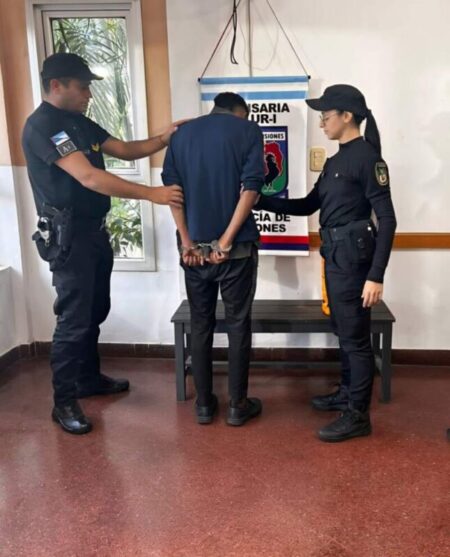 Apuntan a Brian como autor de cuatro robos en barrios de Posadas: fue detenido por la Policía imagen-7