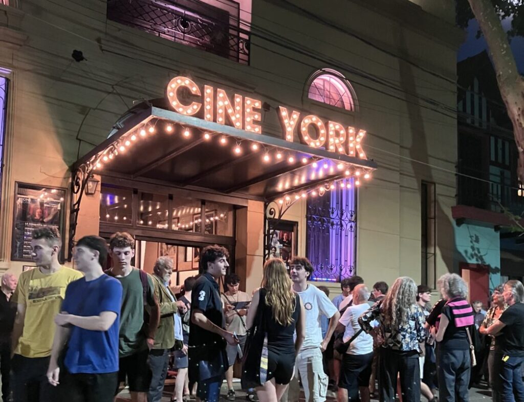 Cine York: el renacimiento de una mítica sala de barrio en plena crisis de la industria imagen-100