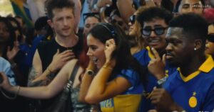 Video: la DJ bostera que hizo sonar Muchachos en el festival Coachella imagen-2