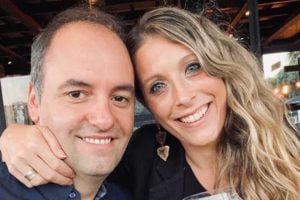 Un documento complica a Adorni: la casa en un country figura a nombre de su esposa imagen-6