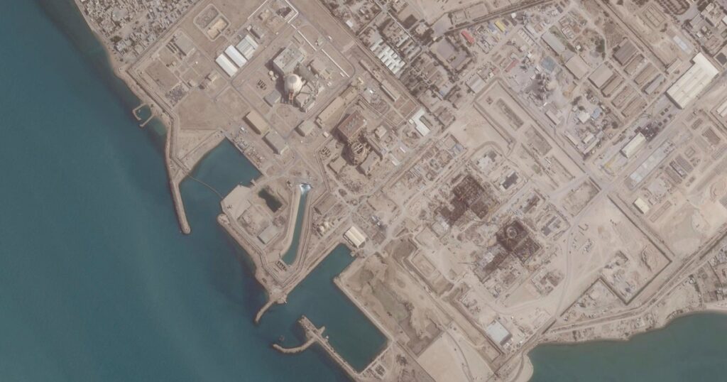 La historia de la central nuclear de Bushehr en Irán: un gigante se bajó de su construcción, la terminó haciendo Rusia y un nuevo ataque siembra pánico en Medio Oriente imagen-98