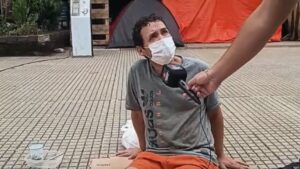 Protesta frente a Casa de Gobierno: “Me quieren desalojar y no tengo dónde ir” imagen-2