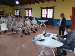 Santa Rita: fuerzas de seguridad se capacitaron en salud mental y prevención del suicidio Santa Rita: fuerzas de seguridad se capacitaron en salud mental y prevención del suicidio imagen-27